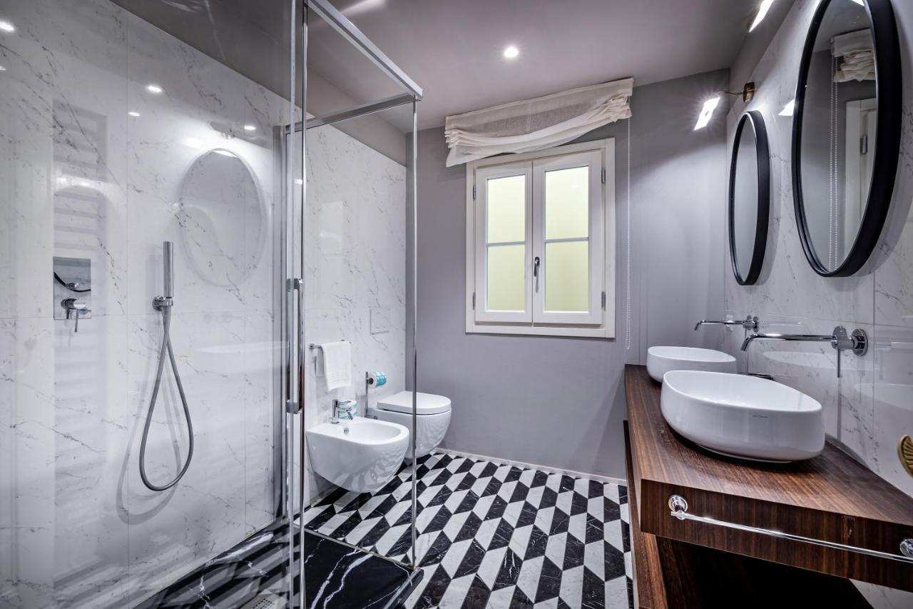 Hs4U Ricasoli Luxury Apartment Near Duomo N. 3 Firenze Eksteriør bilde