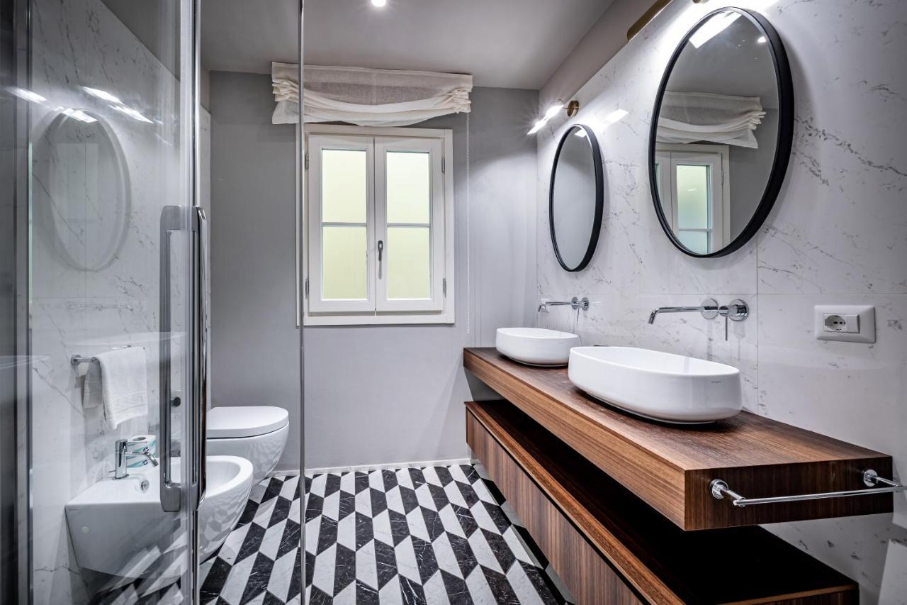 Hs4U Ricasoli Luxury Apartment Near Duomo N. 3 Firenze Eksteriør bilde