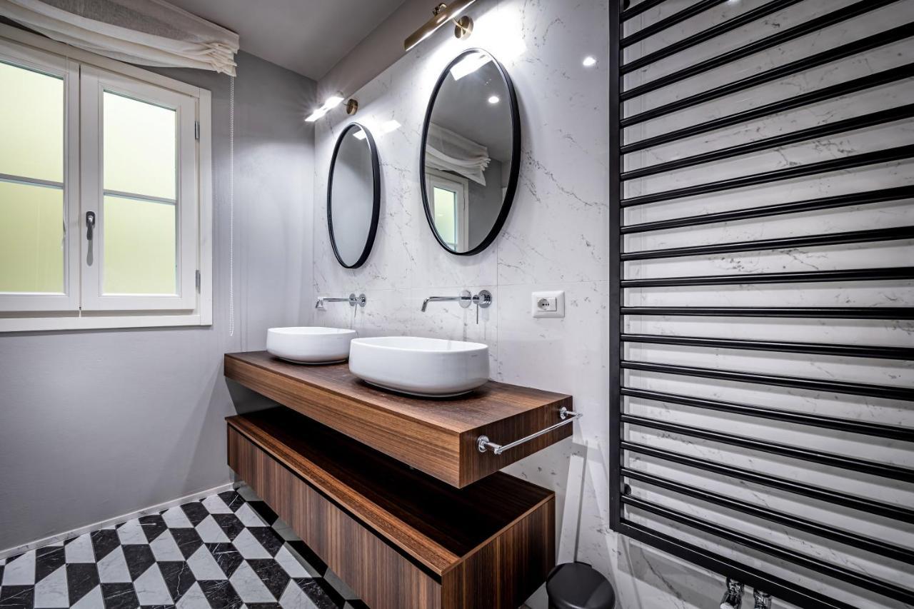 Hs4U Ricasoli Luxury Apartment Near Duomo N. 3 Firenze Eksteriør bilde